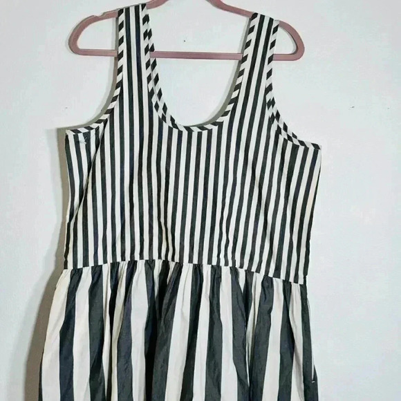 Everlane The Poplin Summer Dress Black and Bone Size XL. Pockets Stripes. - Picture 6 of 9